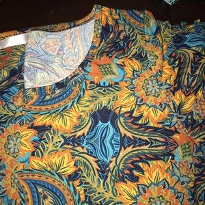 Lularoe 2xl Perfect T